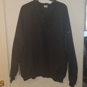 Nike pullover w/ snap button